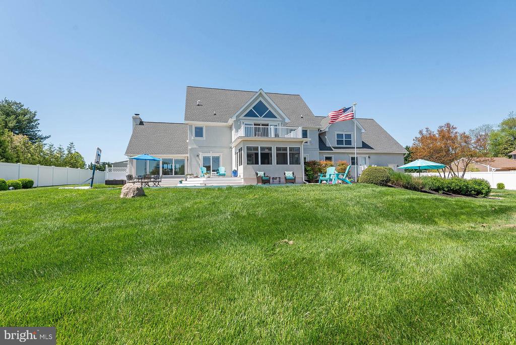 217 WINELAND WAY