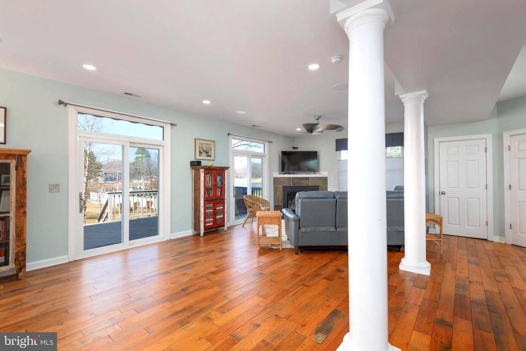 2613 CECIL DRIVE