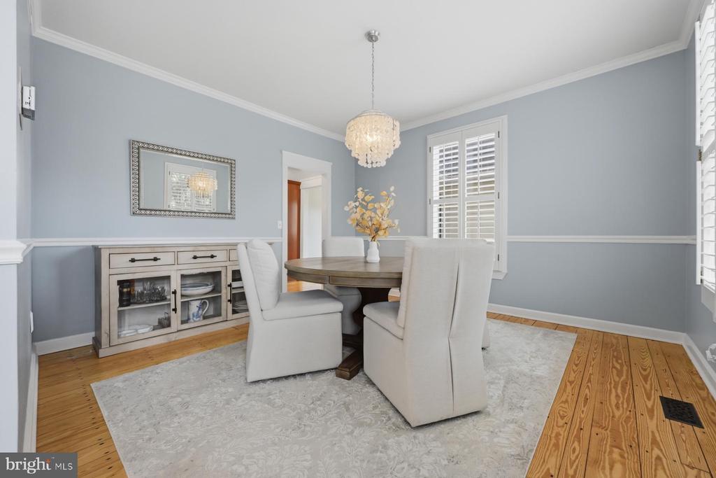 322 PROSPECT BAY DRIVE W