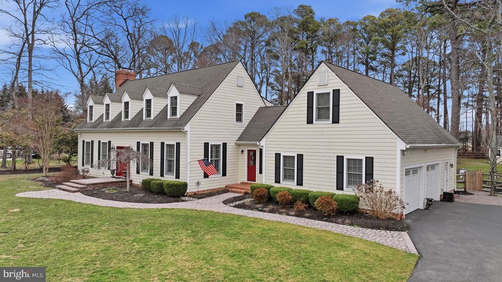 322 PROSPECT BAY DRIVE W