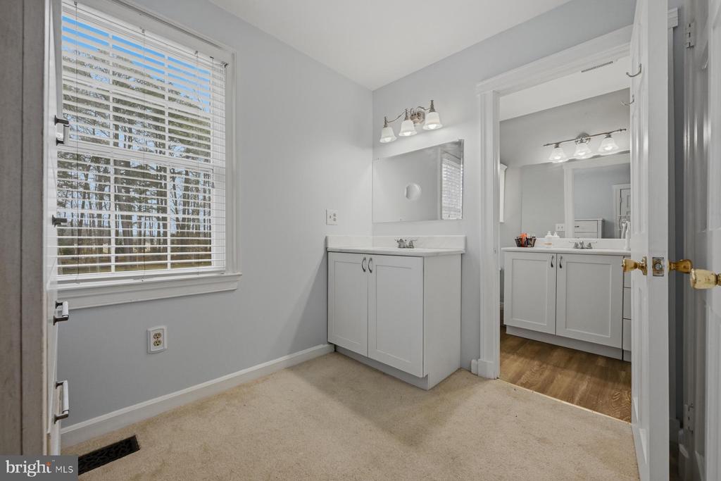 322 PROSPECT BAY DRIVE W