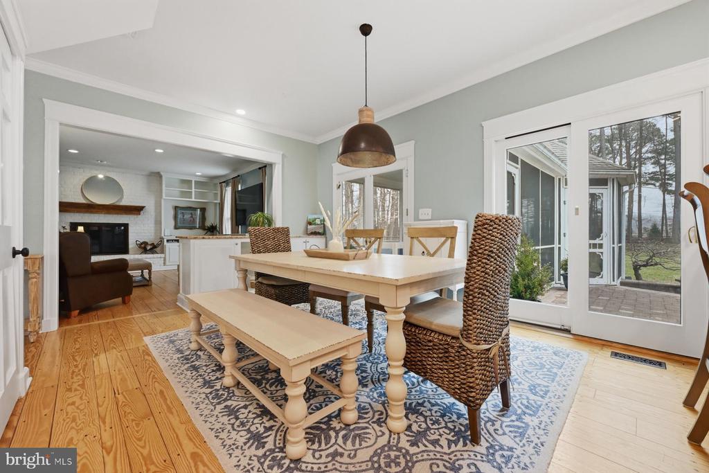 322 PROSPECT BAY DRIVE W