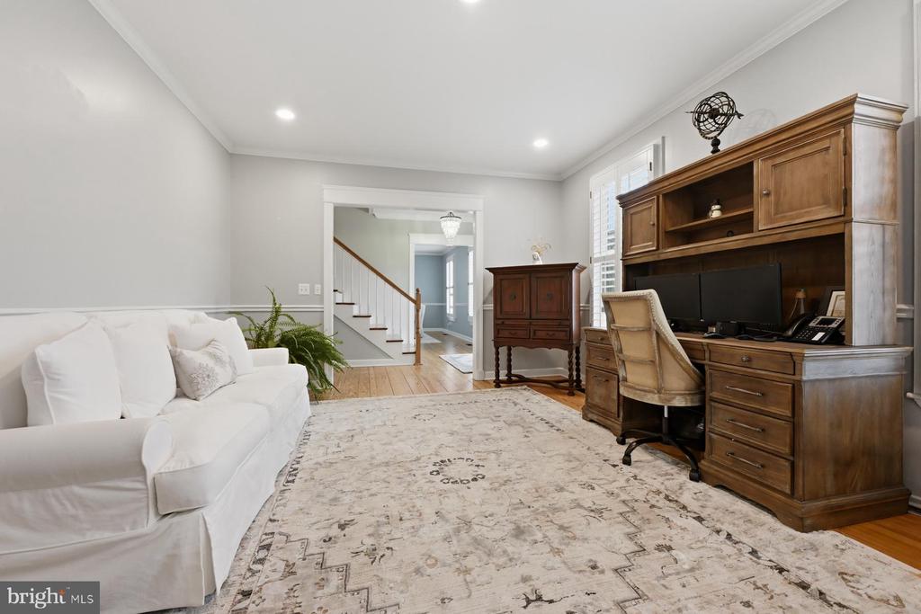 322 PROSPECT BAY DRIVE W