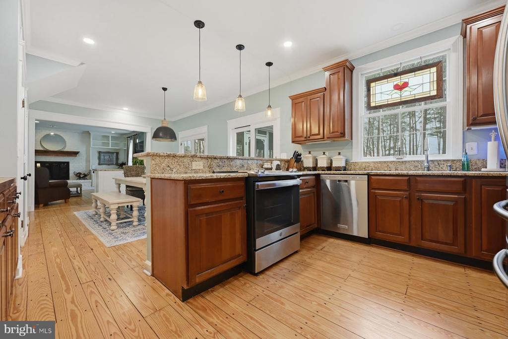 322 PROSPECT BAY DRIVE W