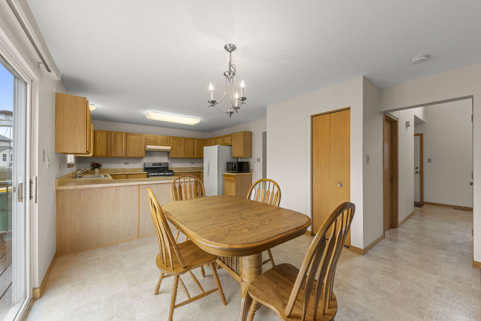 2815 Grass Lake Drive