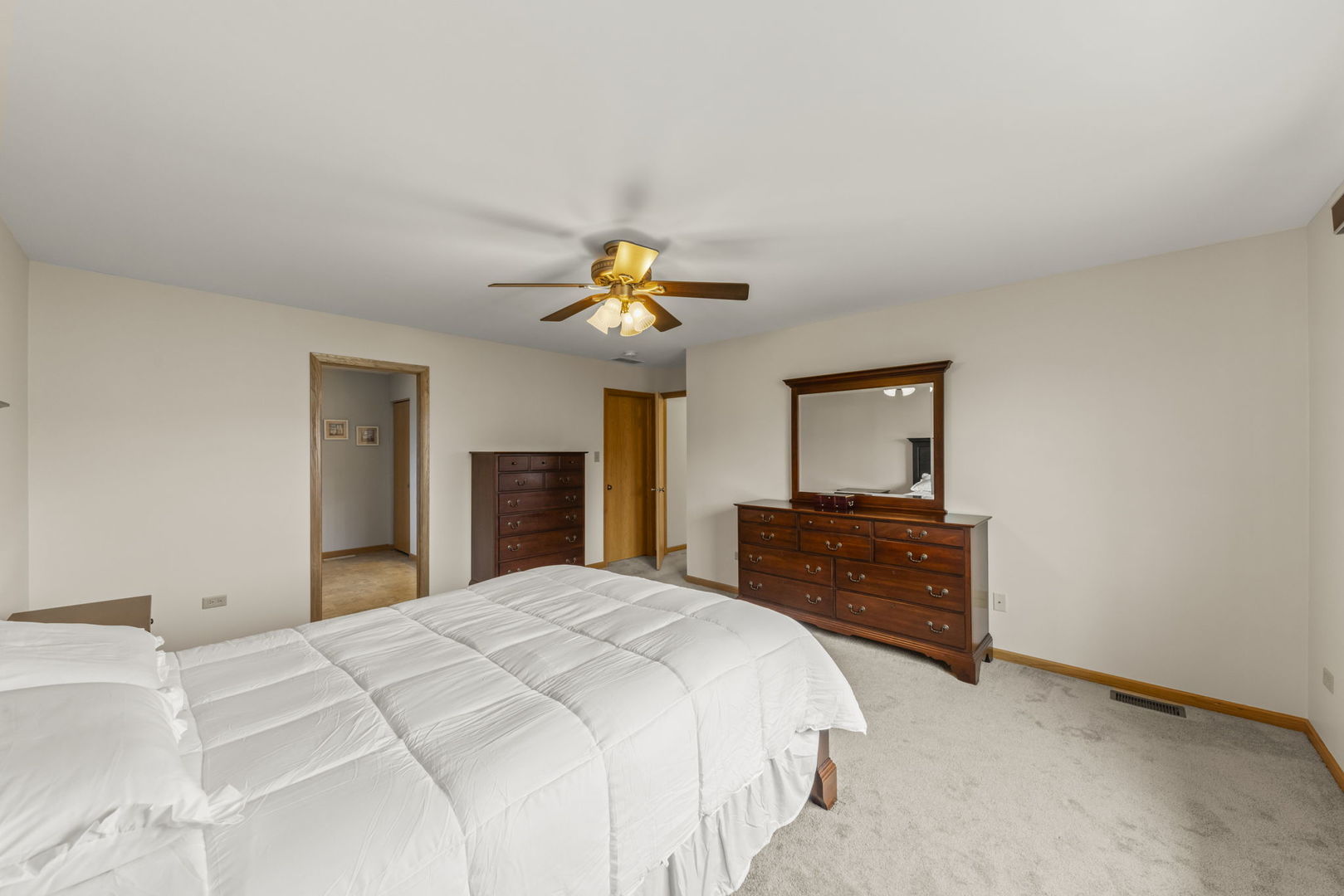 2815 Grass Lake Drive