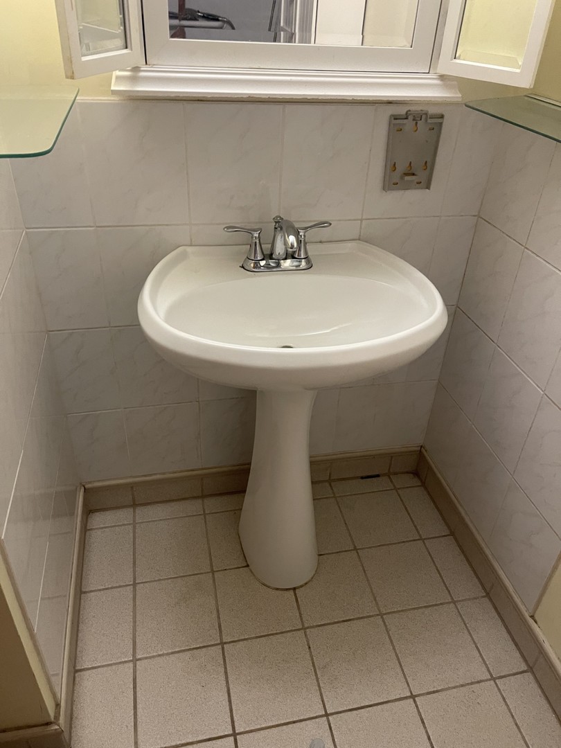 1311 S Finley Road Unit: 221