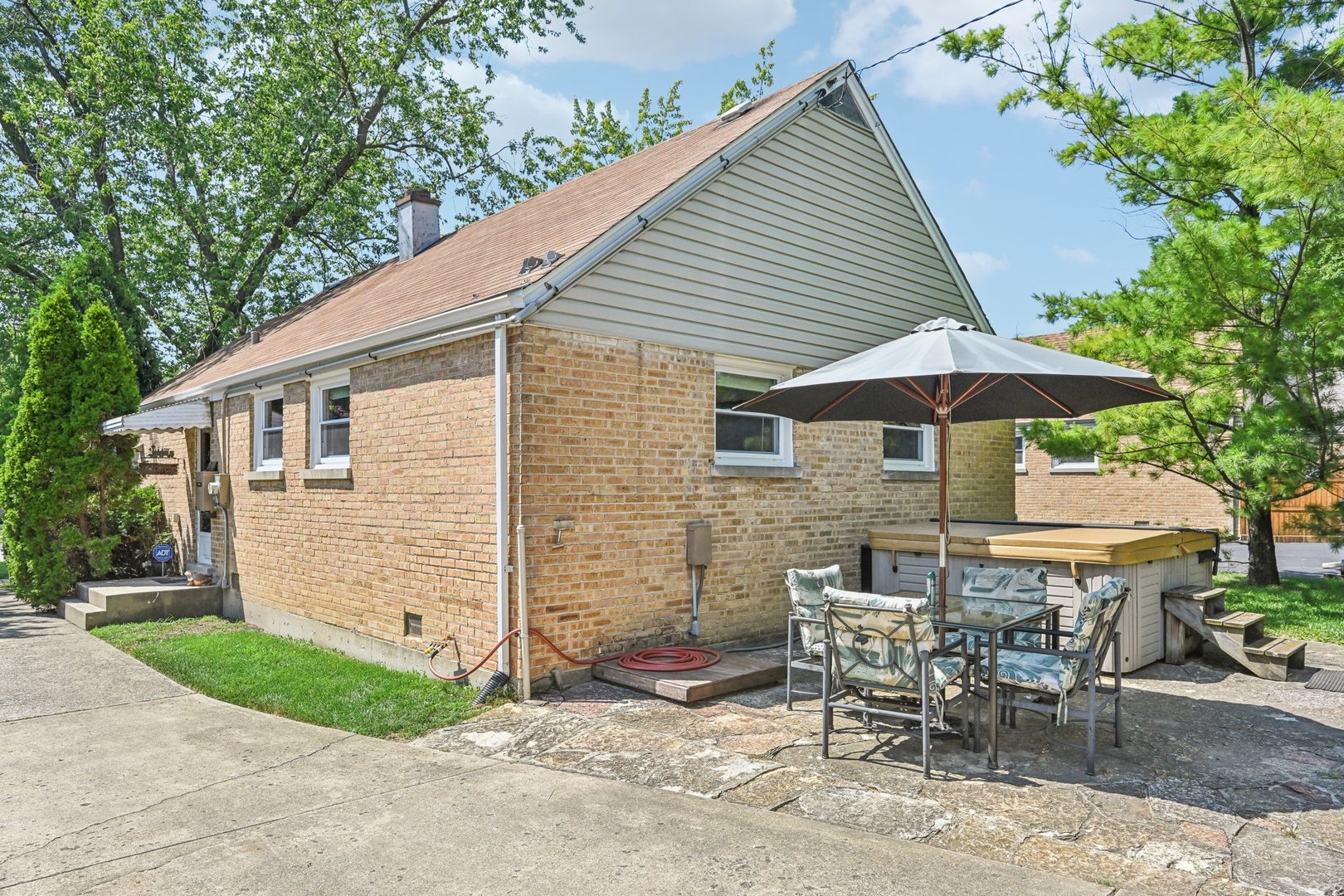 429 S Adeline Avenue