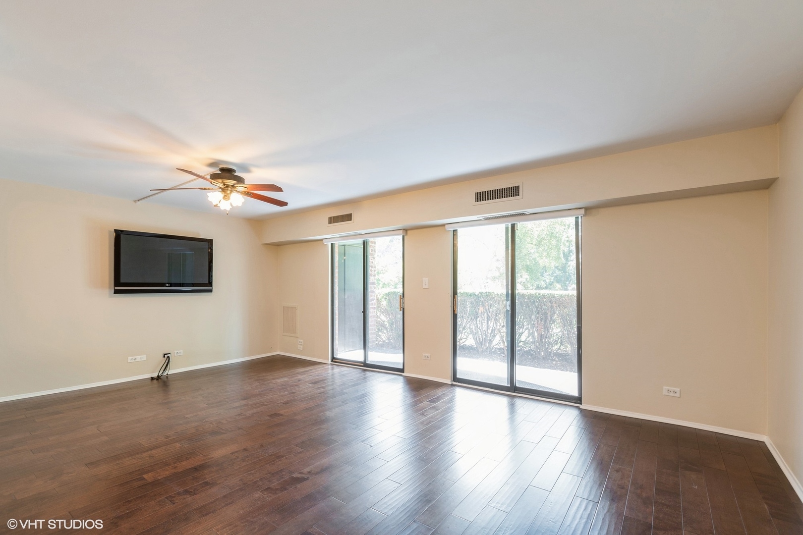 1605 E CENTRAL Road Unit: 114B