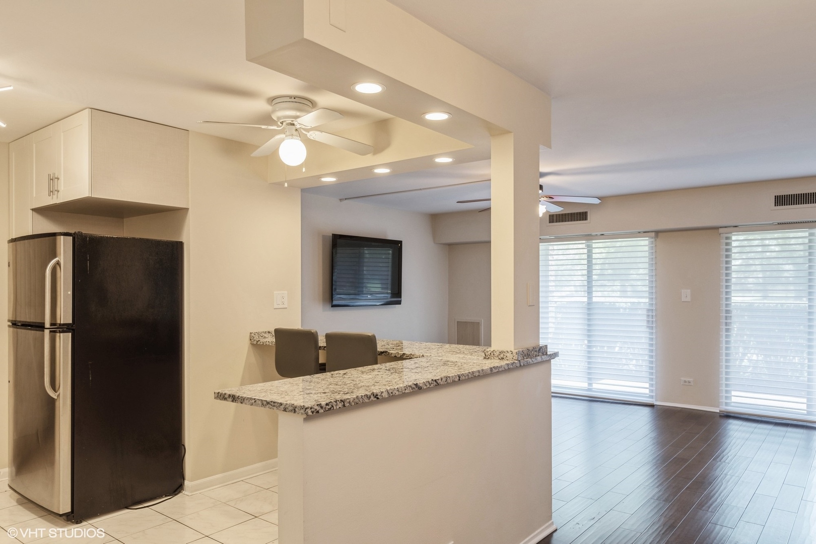 1605 E CENTRAL Road Unit: 114B