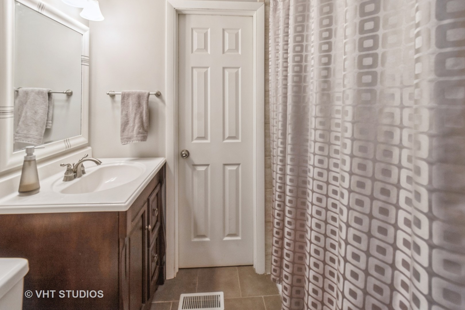 503 Canterbury Trail