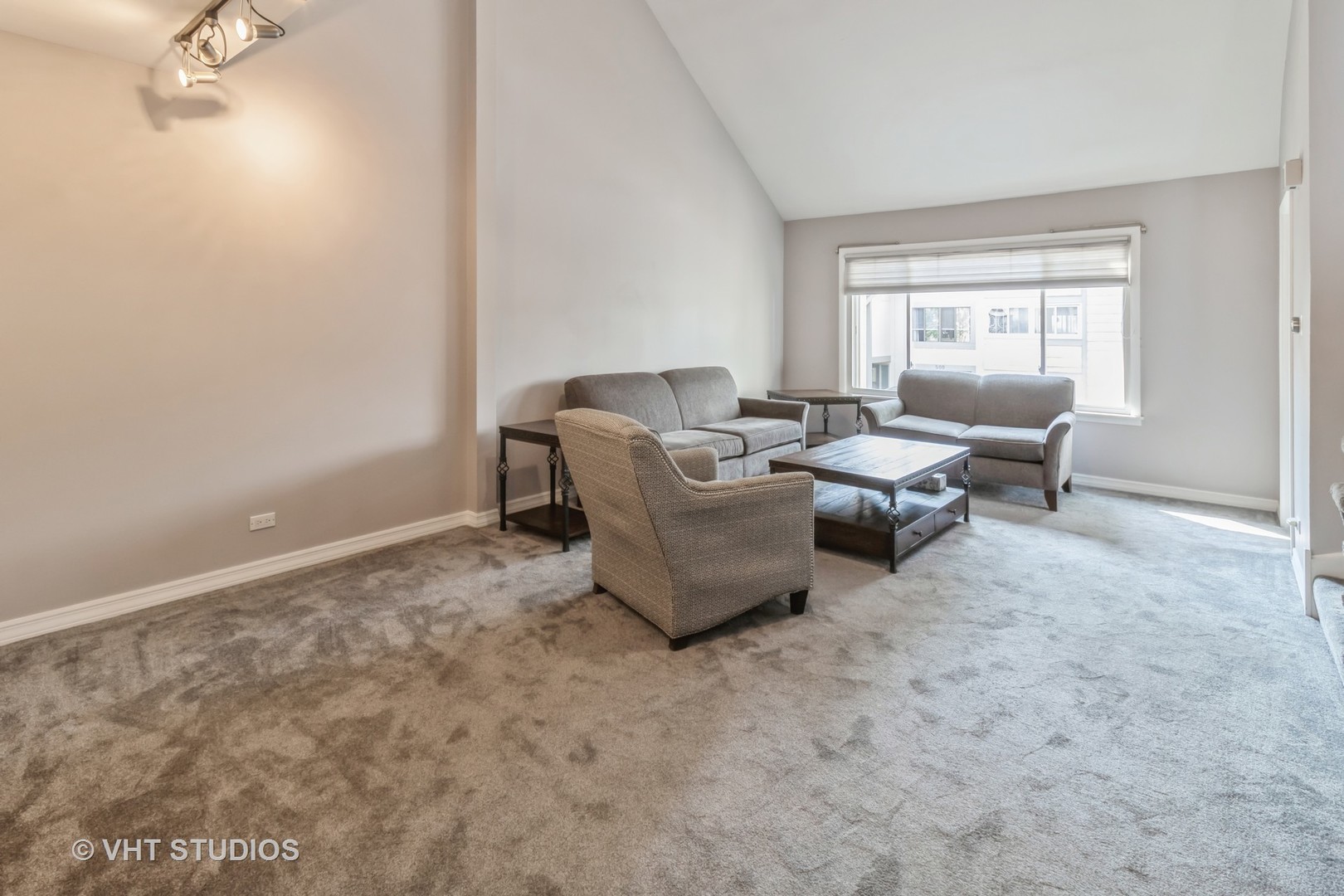 503 Canterbury Trail