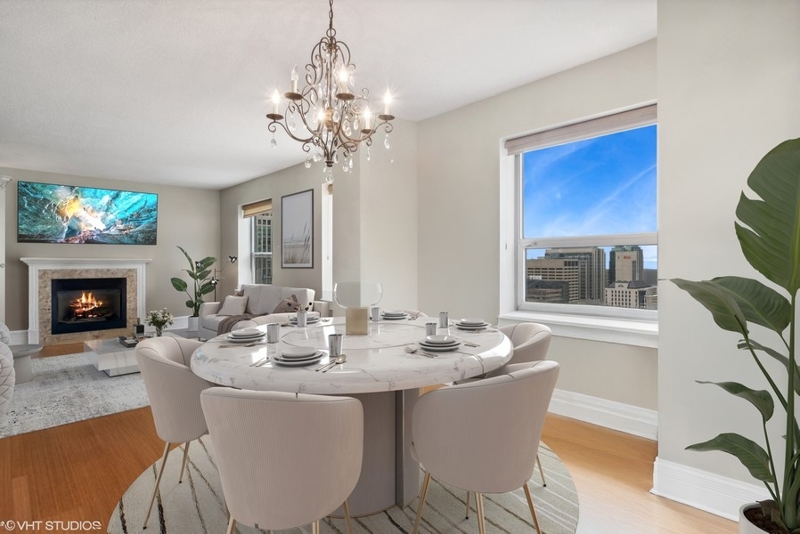 545 N Dearborn Street Unit: 3305