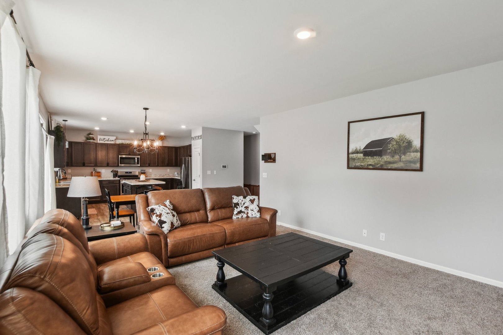 2528 Anna Maria Lane