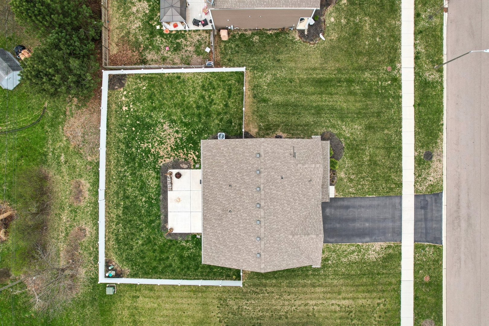 2528 Anna Maria Lane