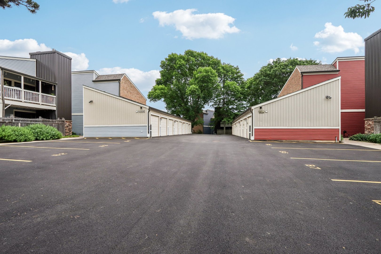 1495 S County Farm Road Unit: 2-4