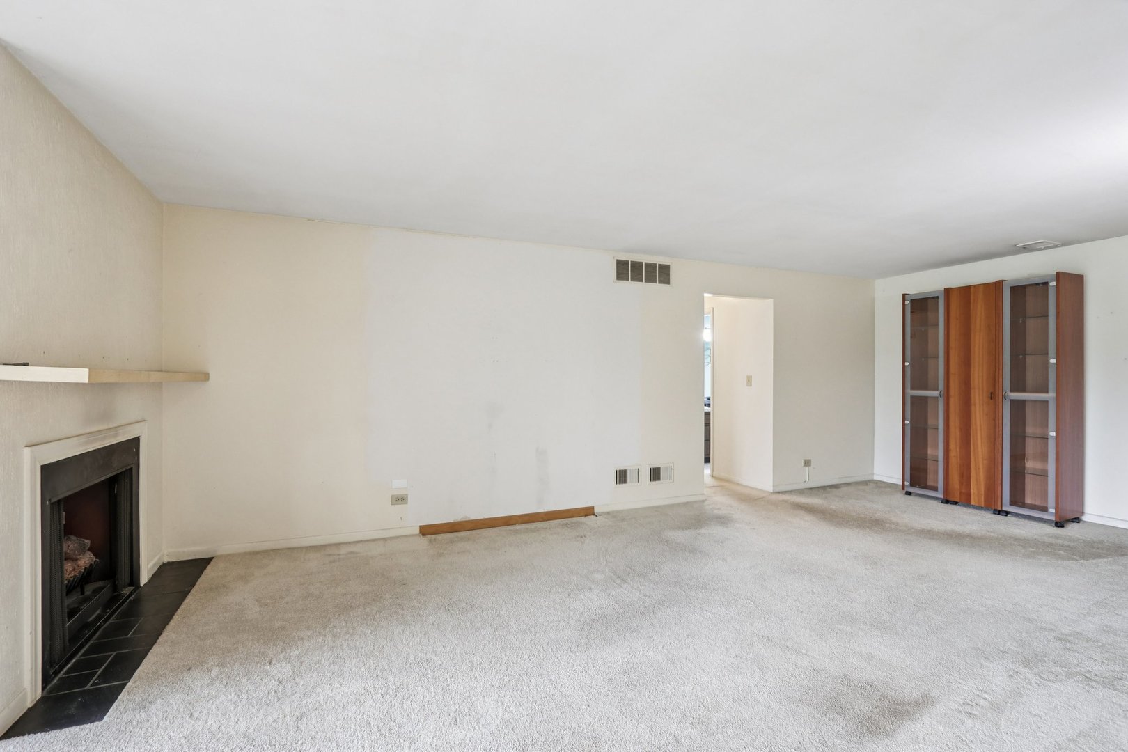 1495 S County Farm Road Unit: 2-4