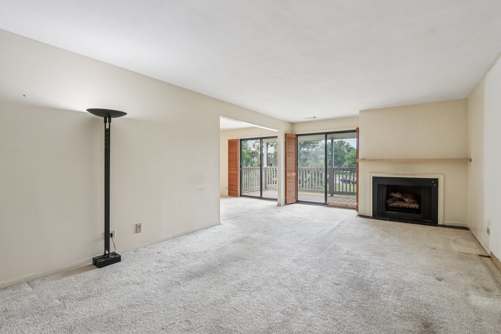 1495 S County Farm Road Unit: 2-4