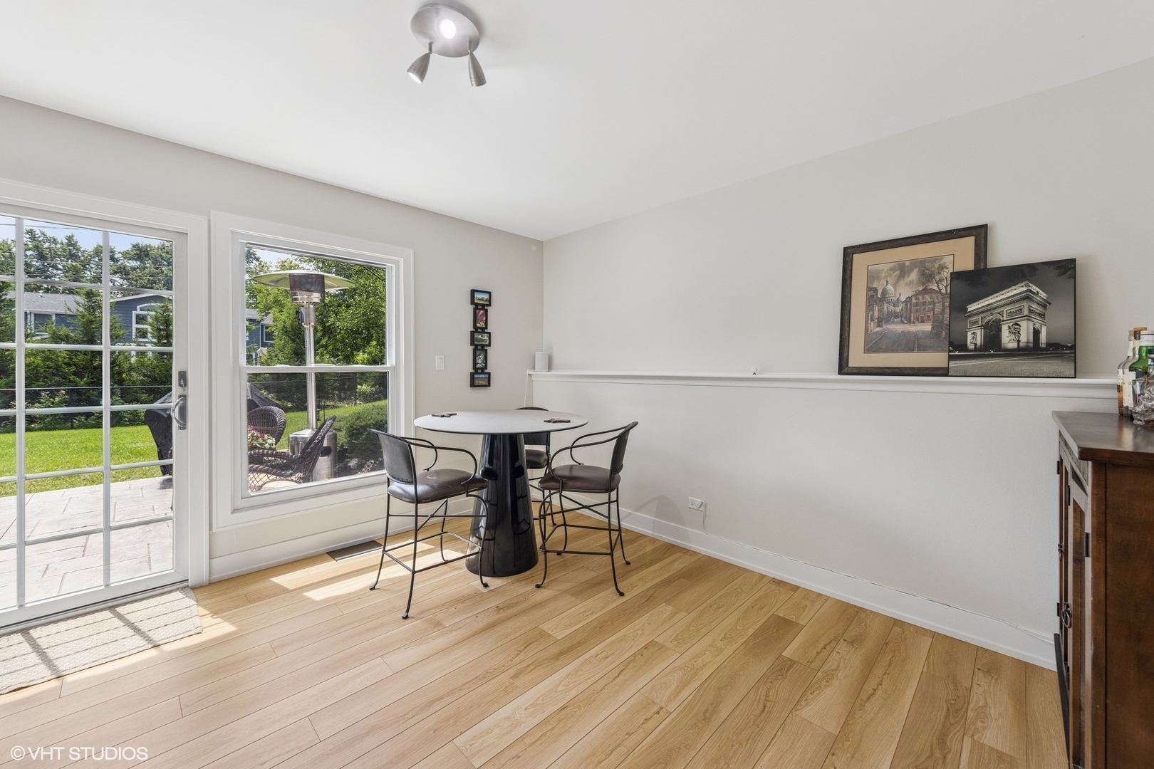 21W705 Glen Valley Drive