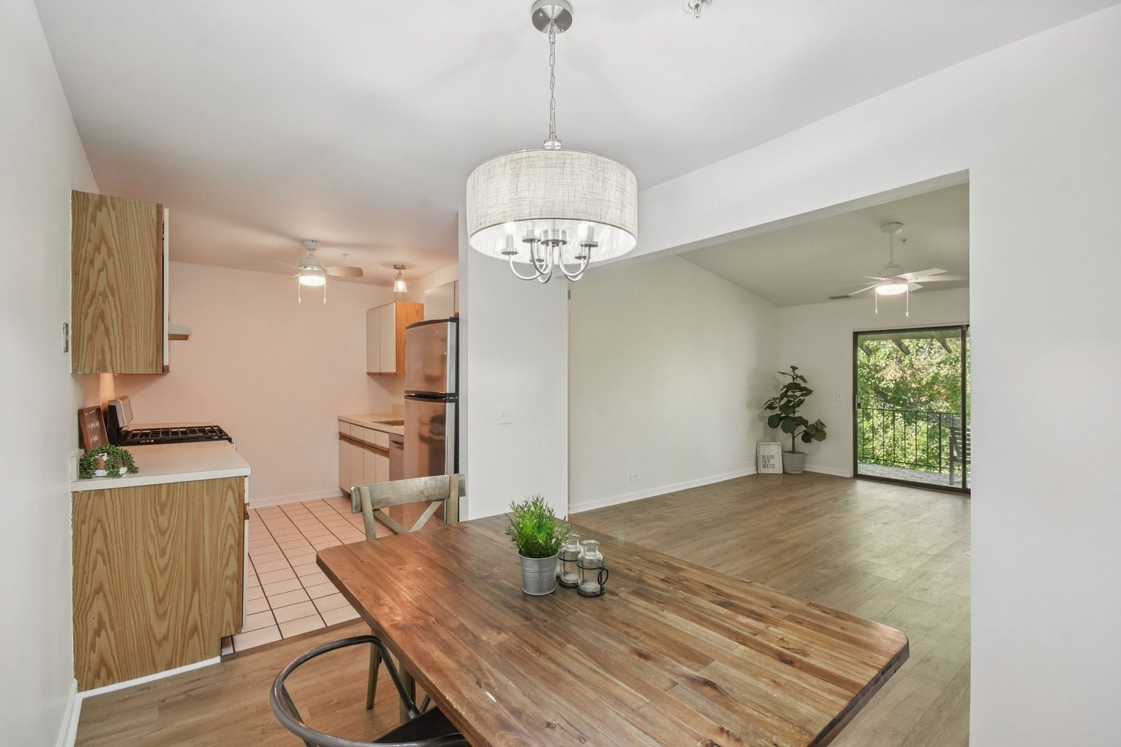 21W581 North Avenue Unit: 35