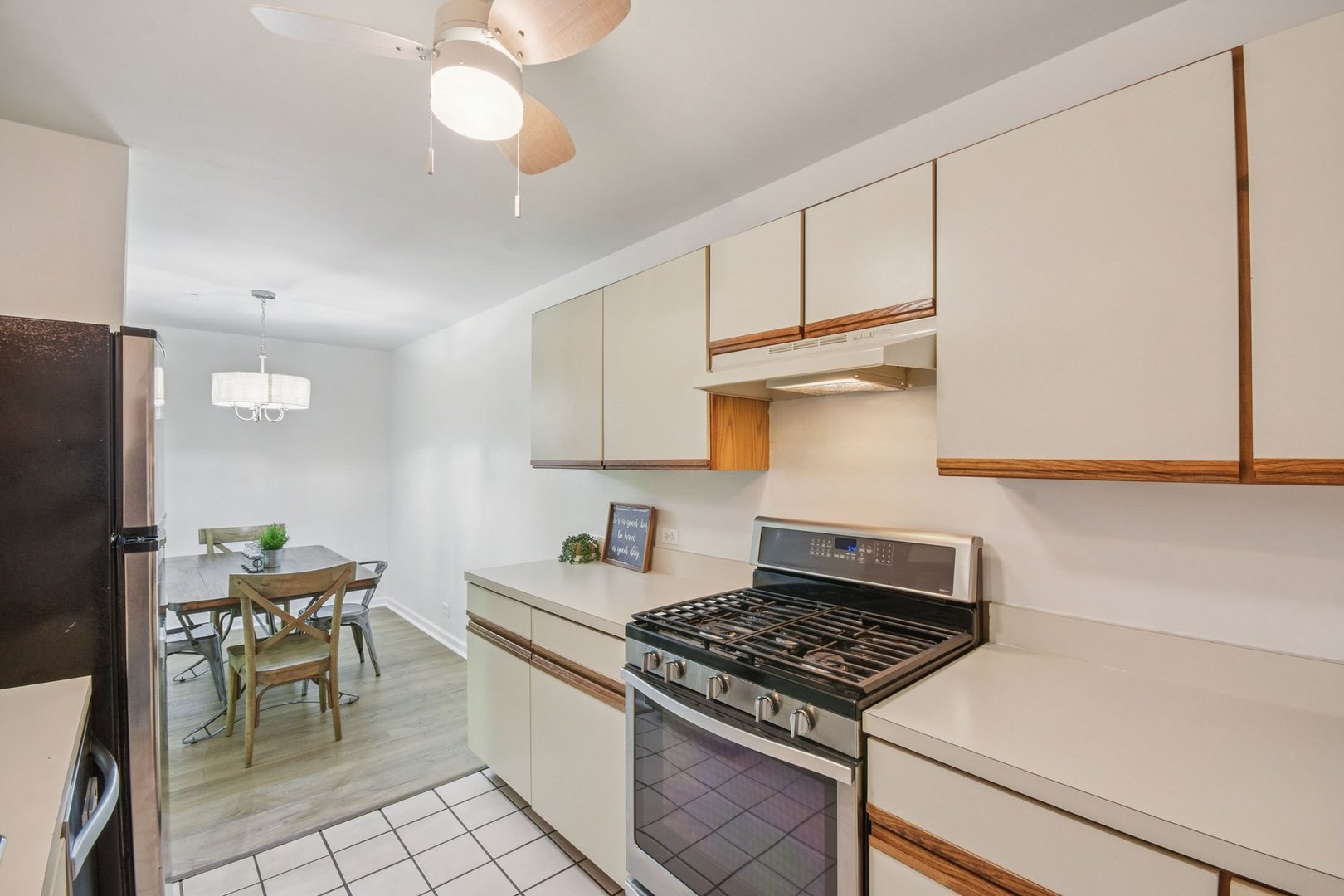 21W581 North Avenue Unit: 35