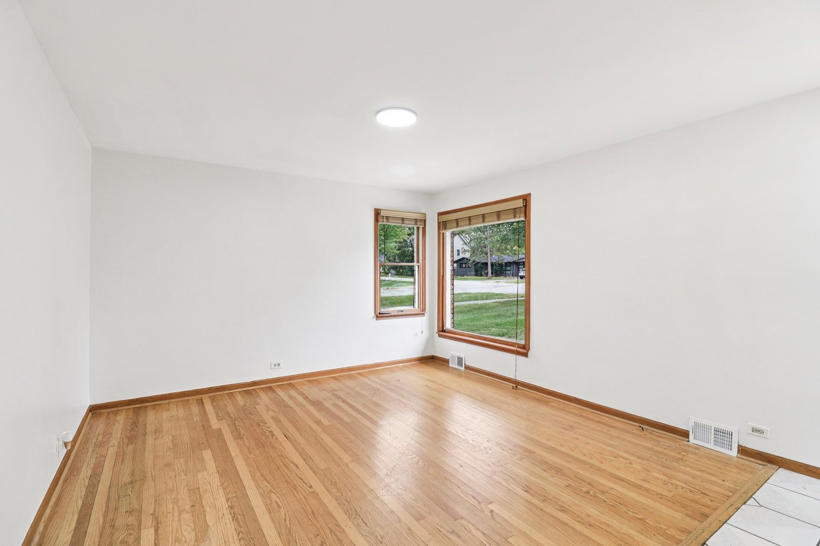 1039 S School Street