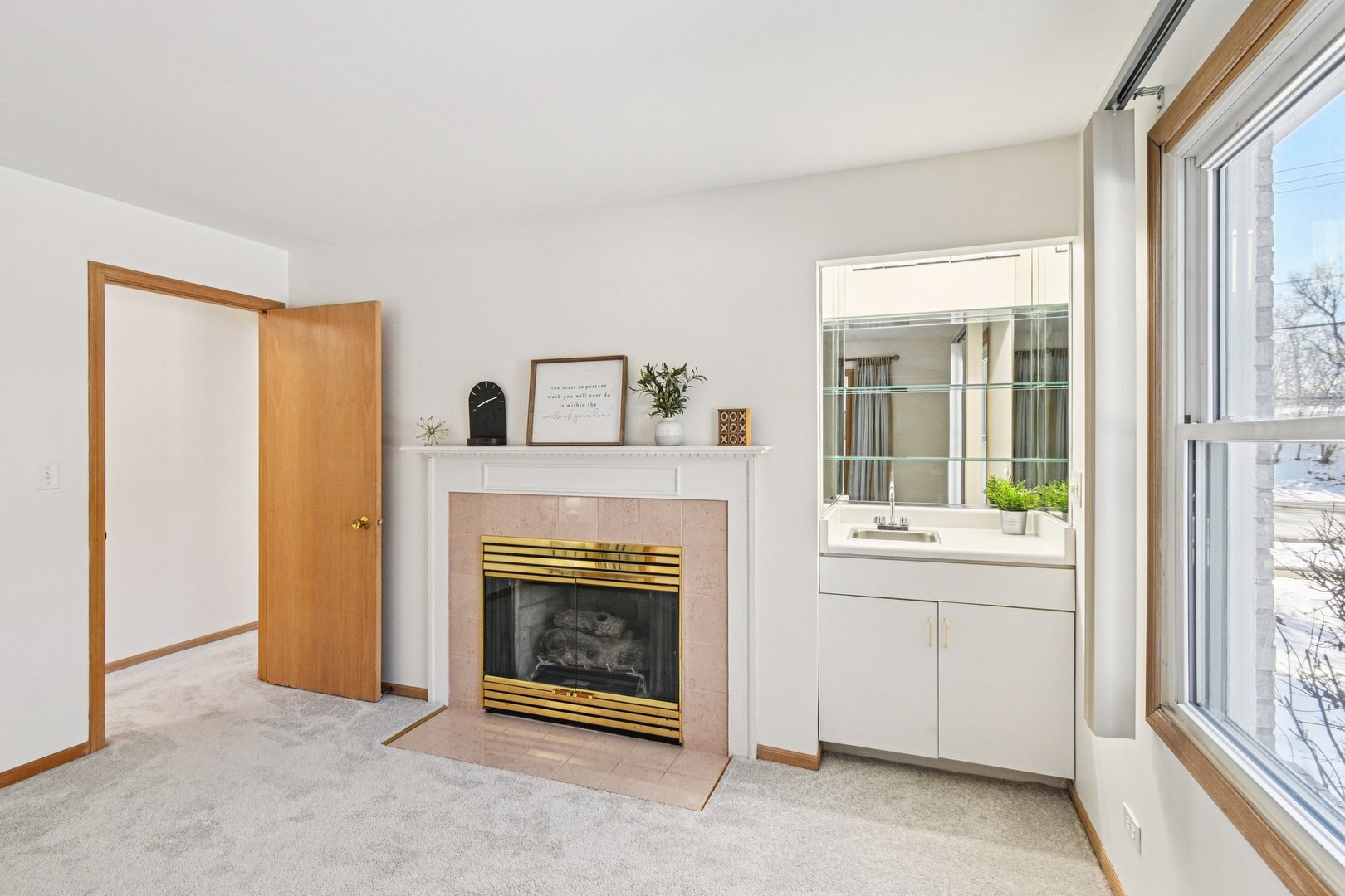 0N018 Windermere Road Unit: 301