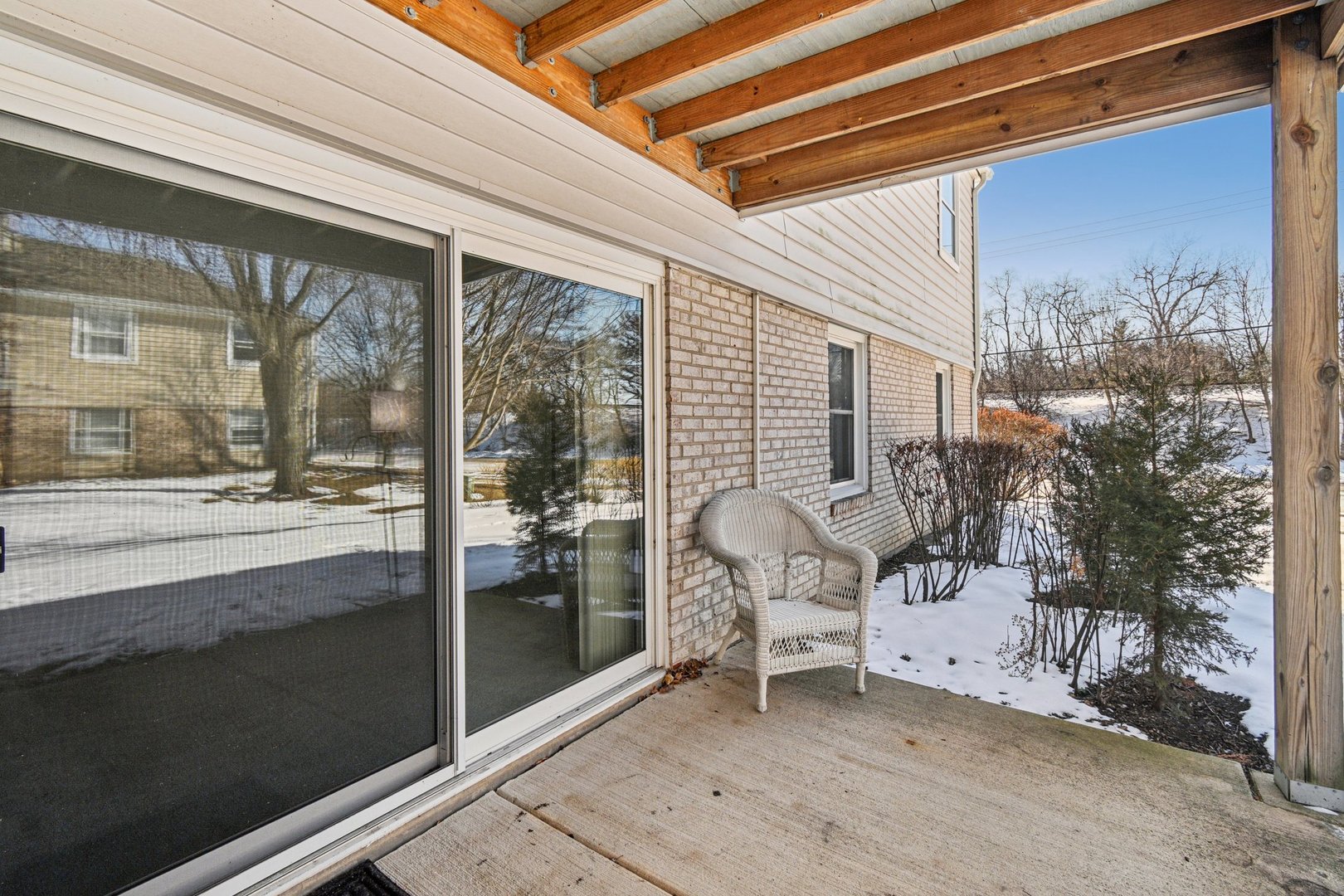 0N018 Windermere Road Unit: 301