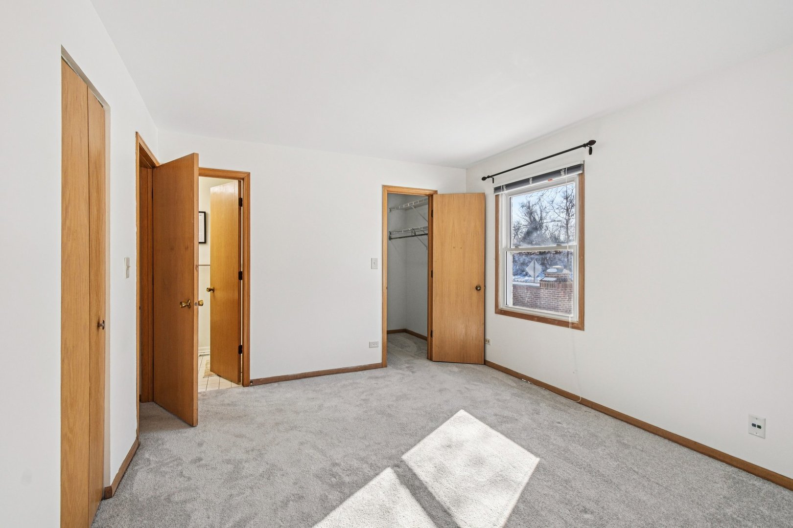 0N018 Windermere Road Unit: 301