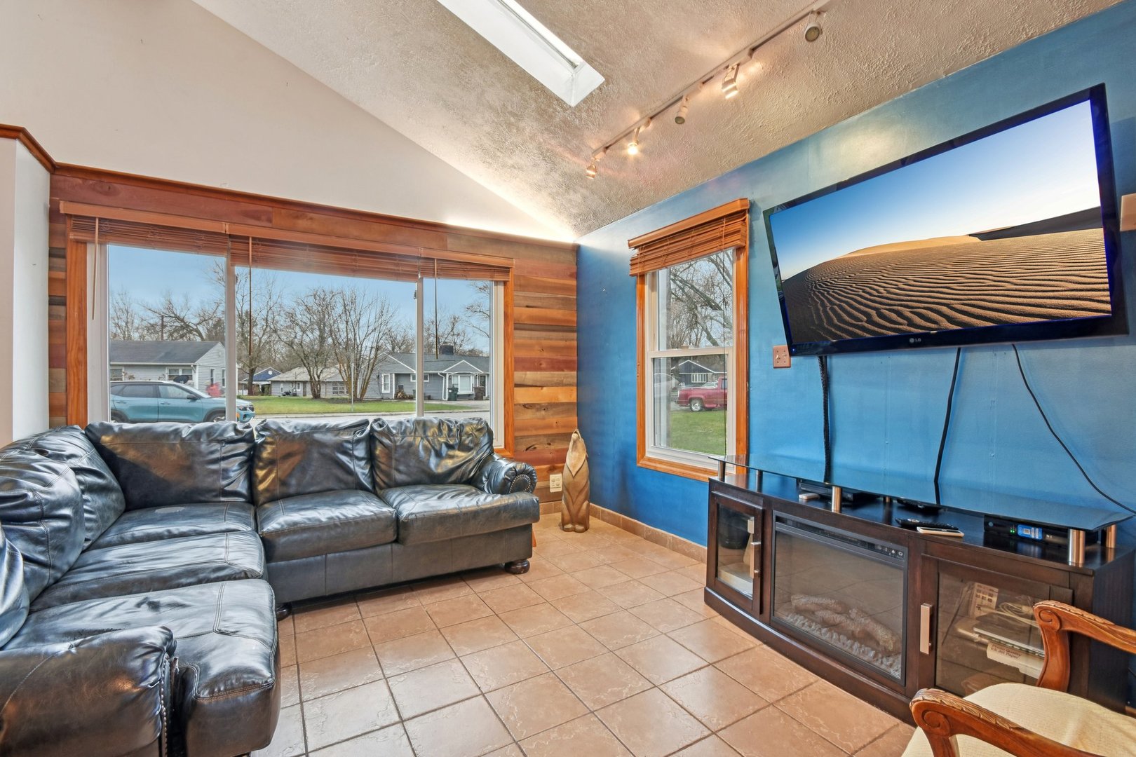 354 Marquette Street