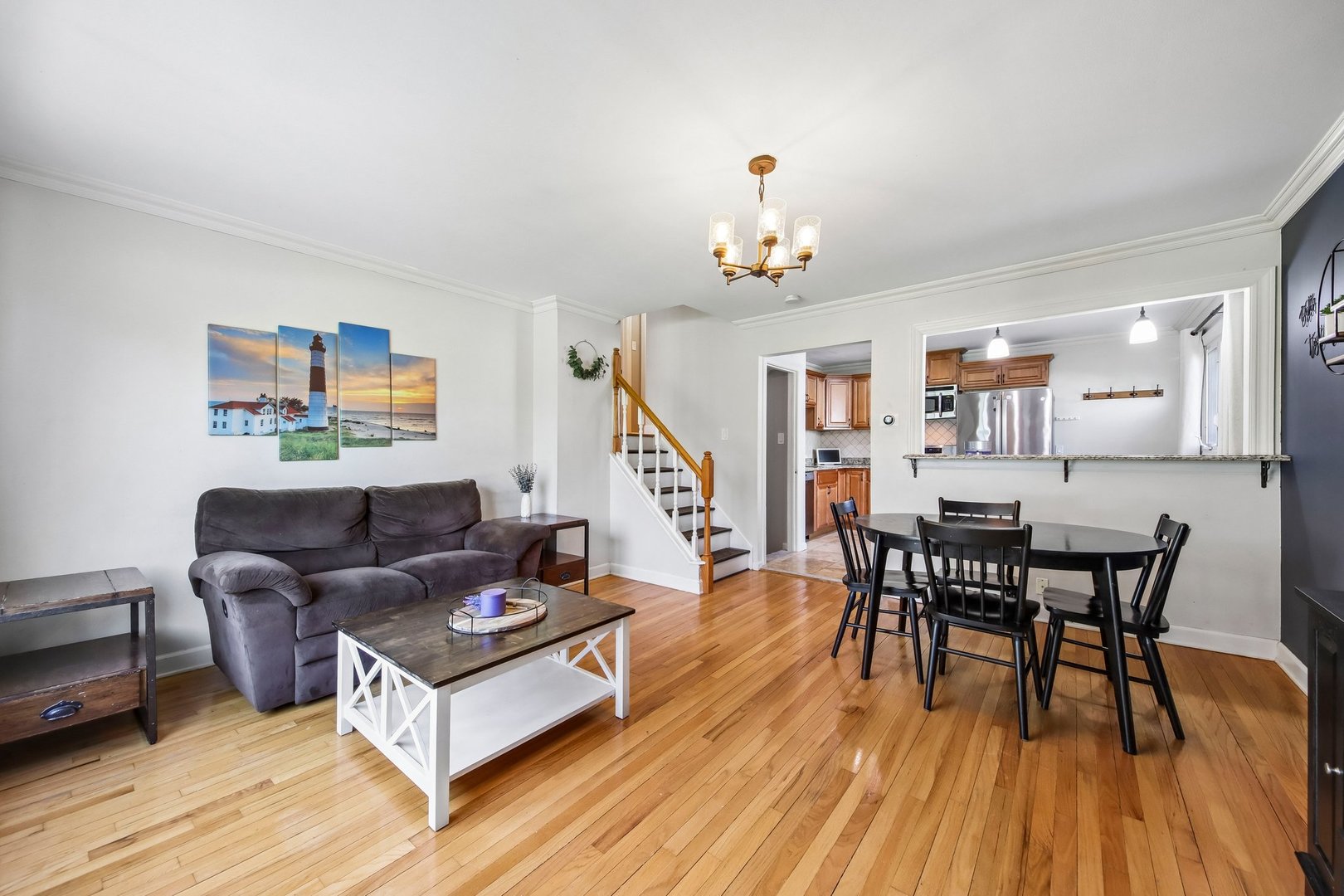 51 W Crystal Avenue