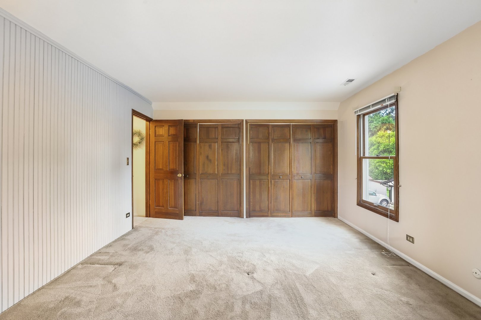 500 W Saint Charles Road