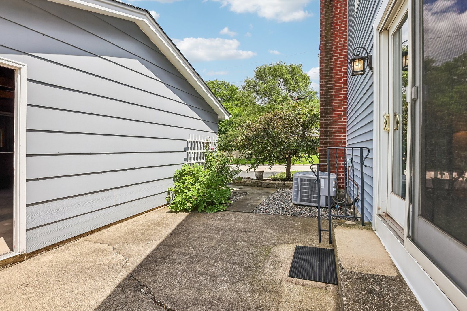 500 W Saint Charles Road