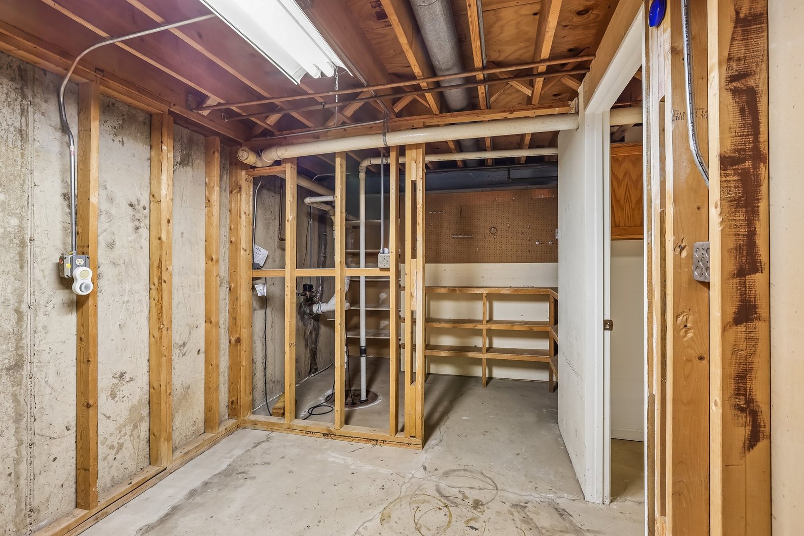 500 W Saint Charles Road