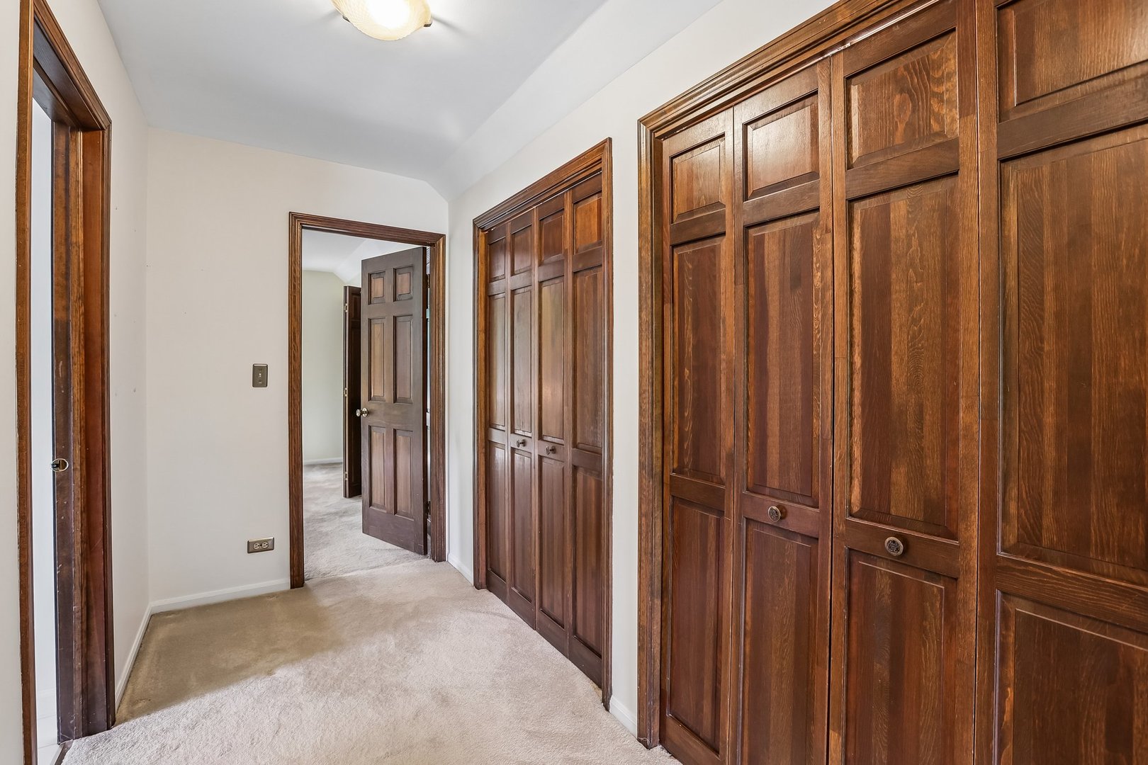 500 W Saint Charles Road