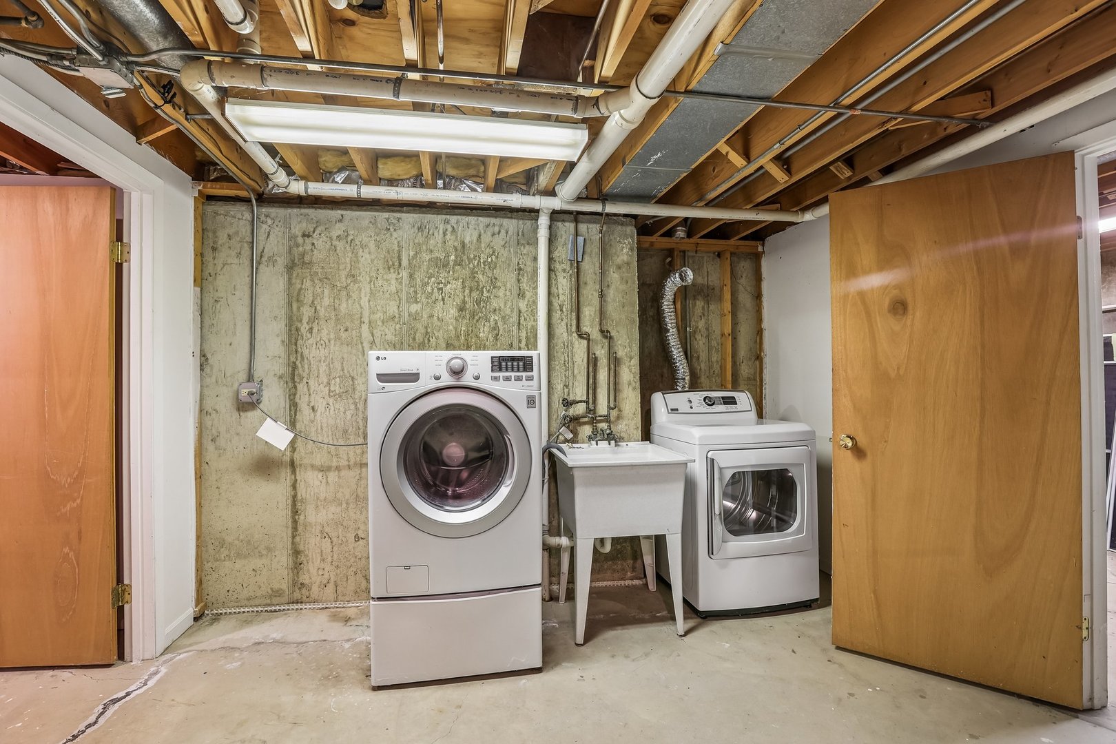 500 W Saint Charles Road