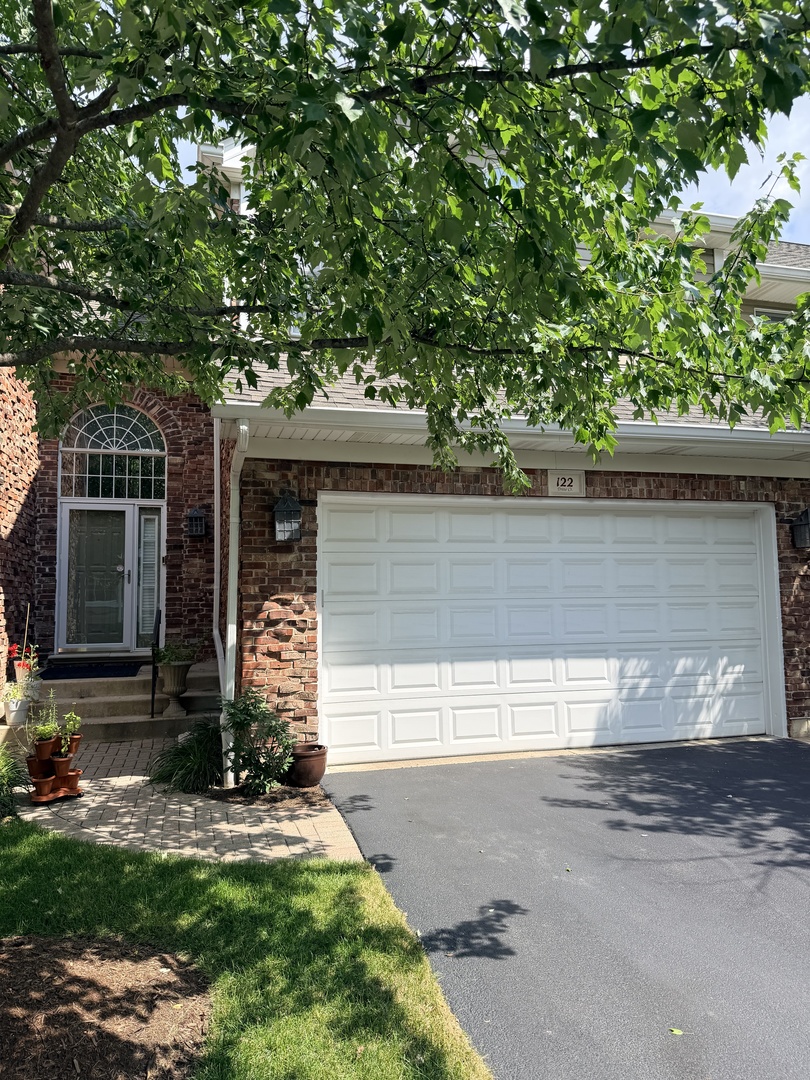 122 N Drew Court
