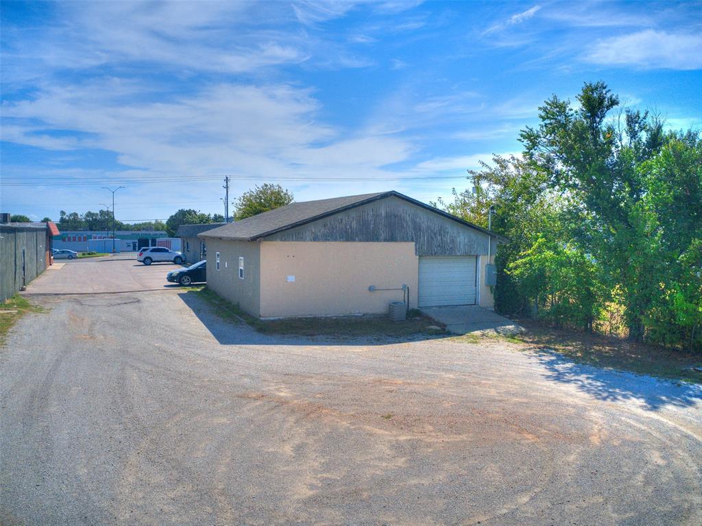 2302 N Harrison Street