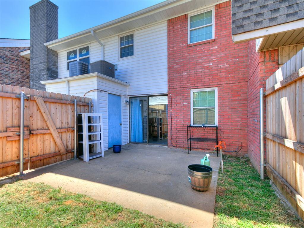 3901 N Kickapoo Avenue Unit: 33
