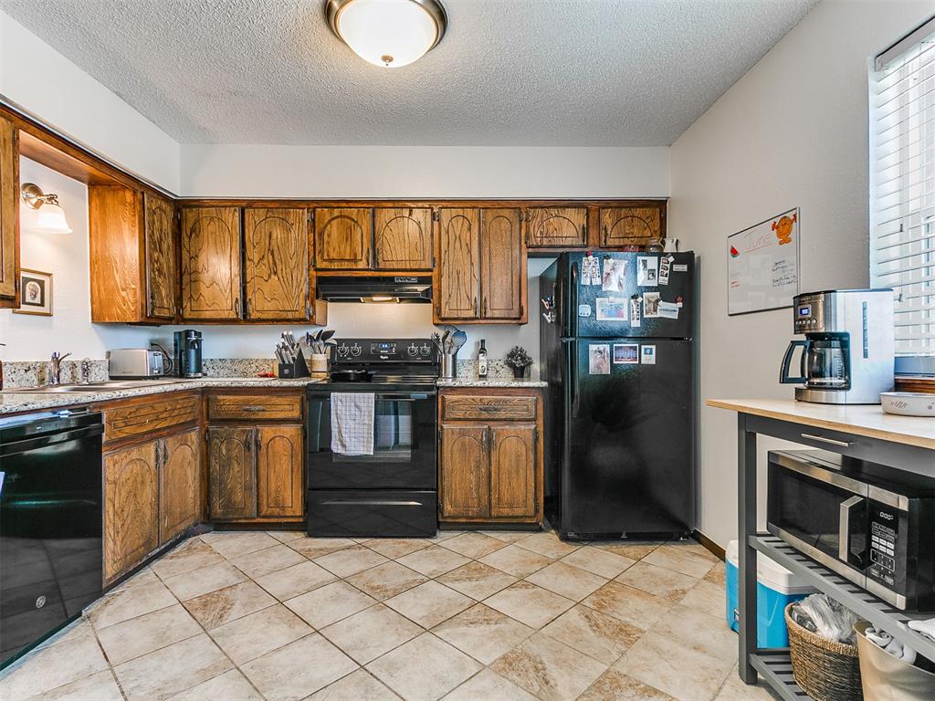3901 N Kickapoo Avenue Unit: 33