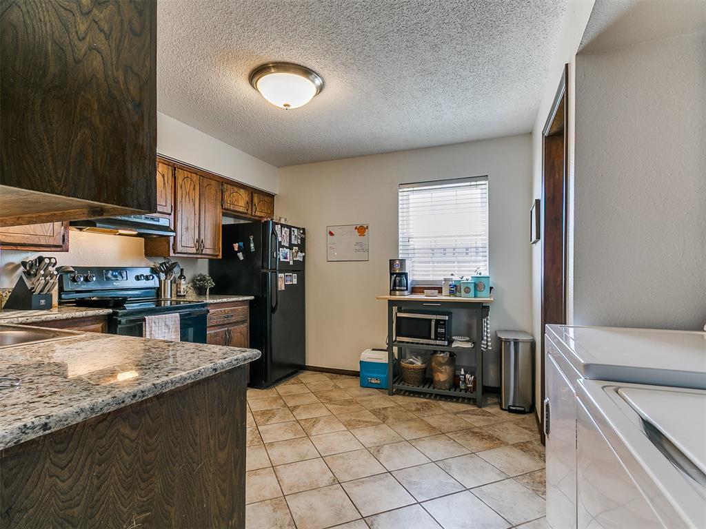 3901 N Kickapoo Avenue Unit: 33