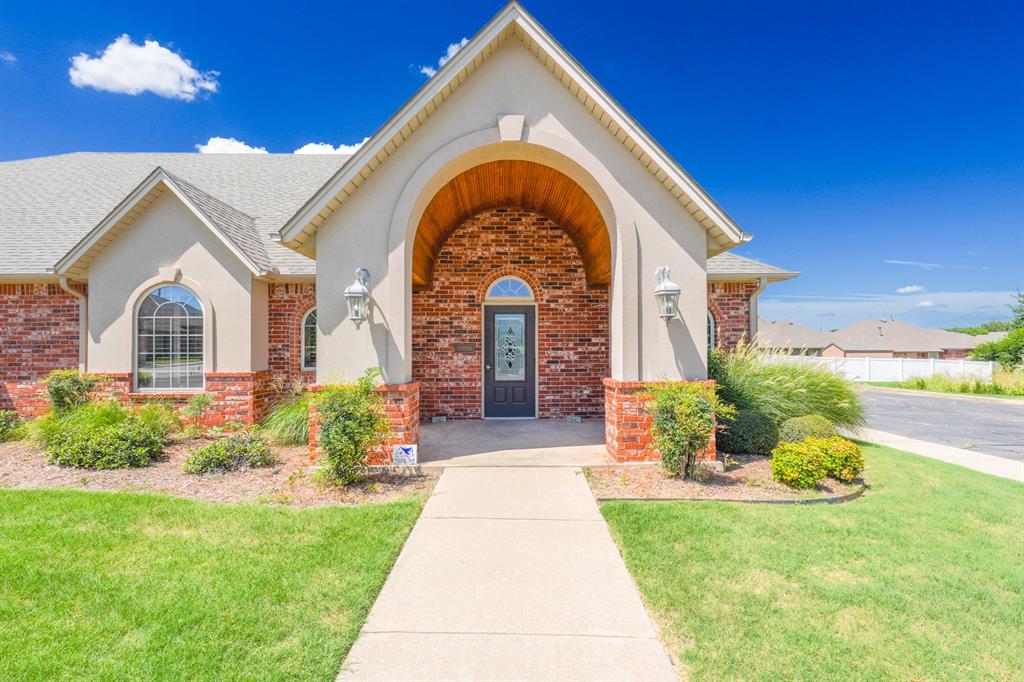 2510 E Independence Street Unit: 400