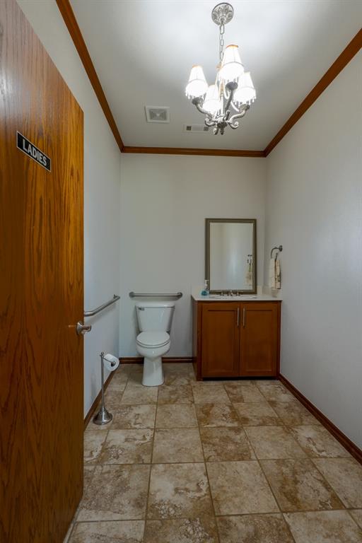 2510 E Independence Street Unit: 400