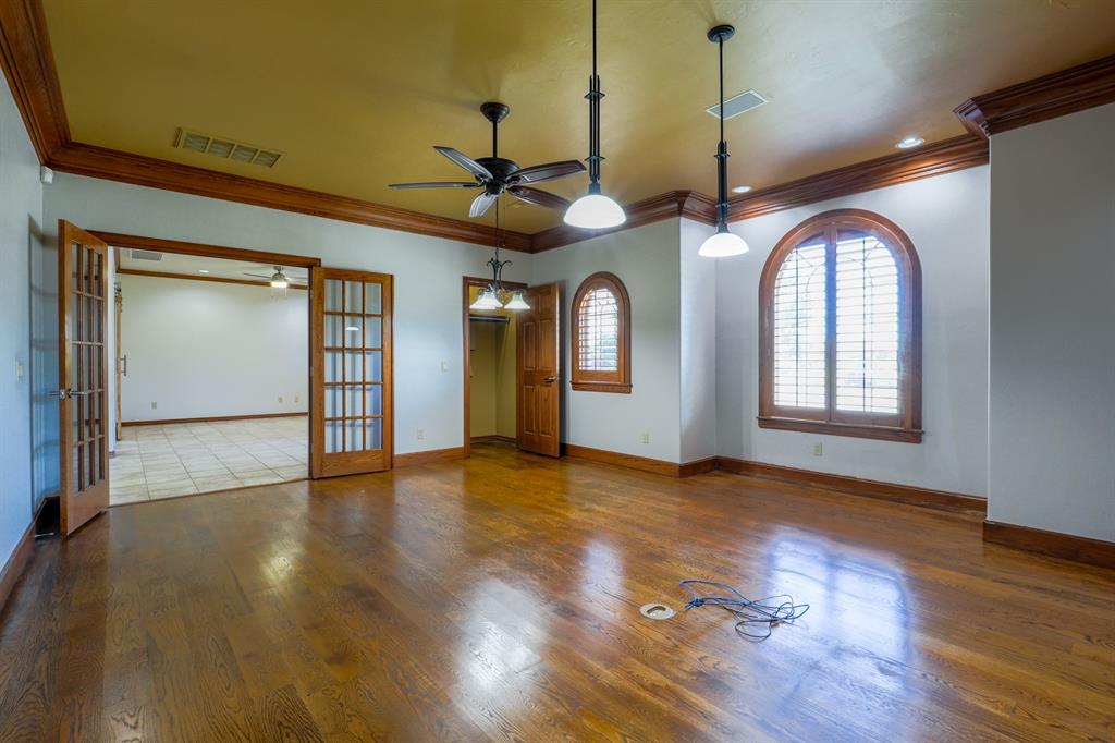 2510 E Independence Street Unit: 400
