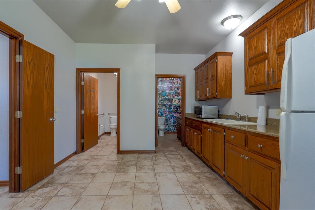 2510 E Independence Street Unit: 400