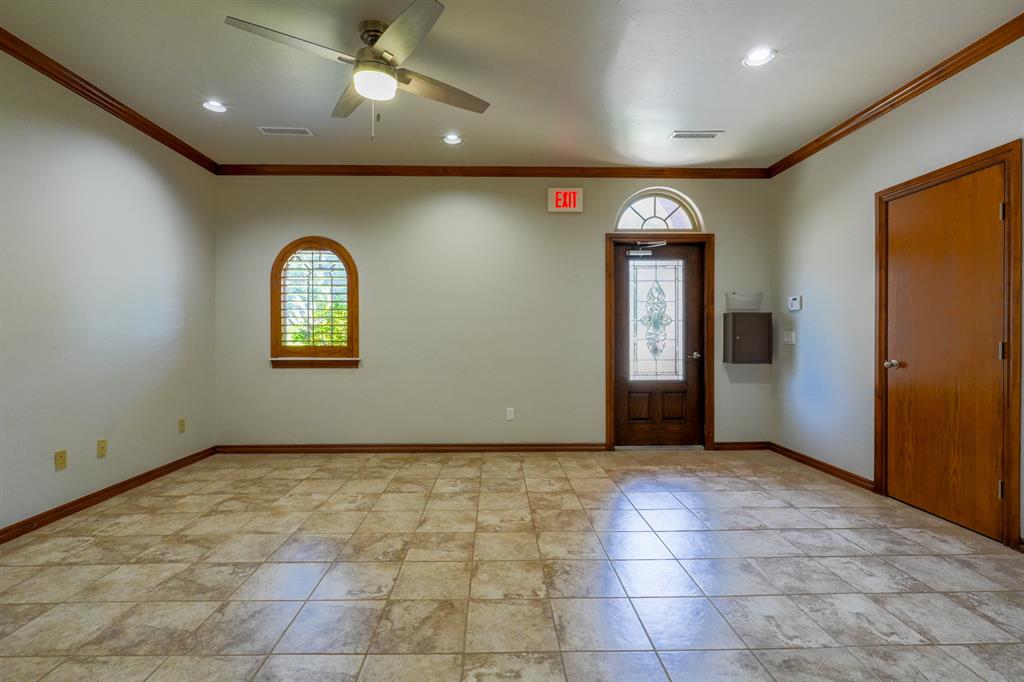 2510 E Independence Street Unit: 400