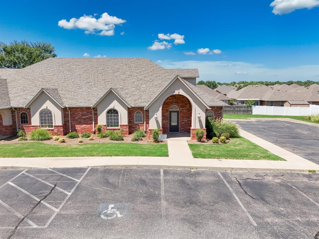 2510 E Independence Street Unit: 400