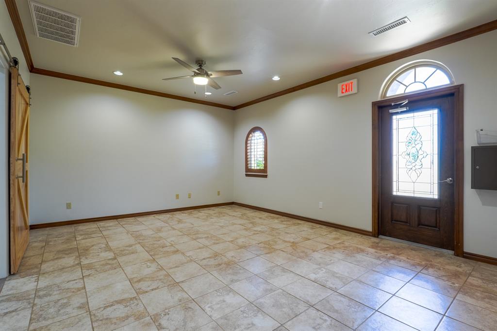 2510 E Independence Street Unit: 400