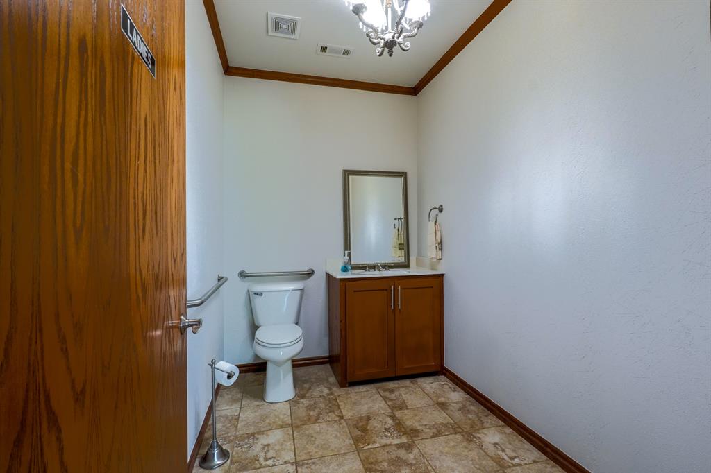 2510 E Independence Street Unit: 400