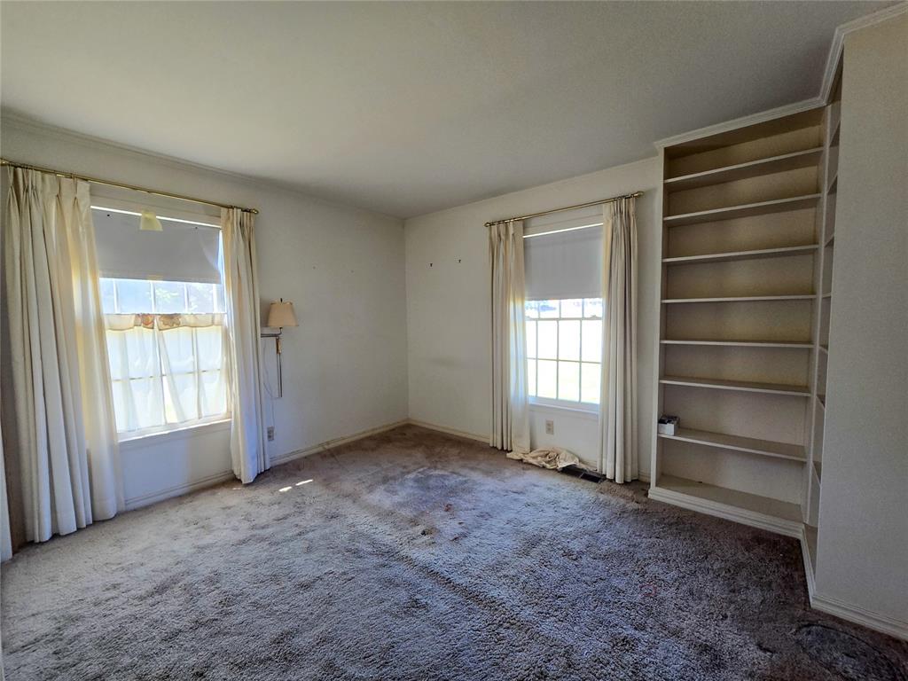 1 N Rice Avenue